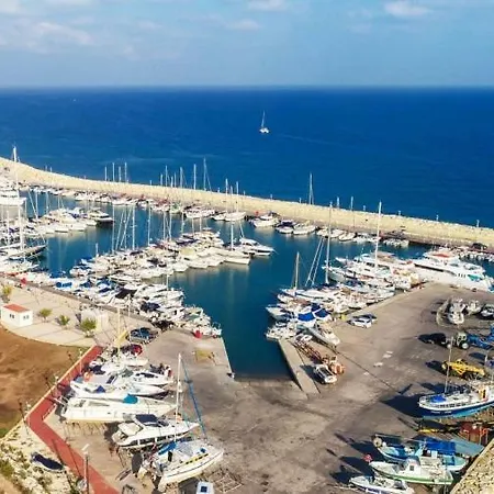 Akamas Sunset Apt * Polis